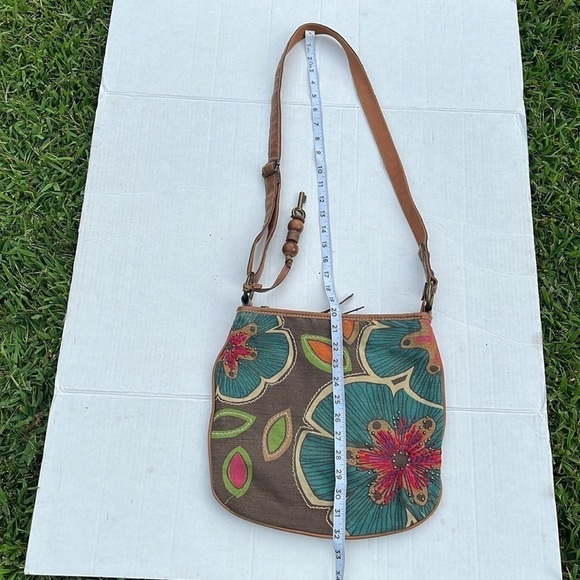 Fossil-boho Crossbody, authentic flower handbag, leather canvas purse adjustable - Picture 12 of 12